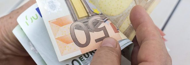 Crema News - Che bonus per i dirigenti!