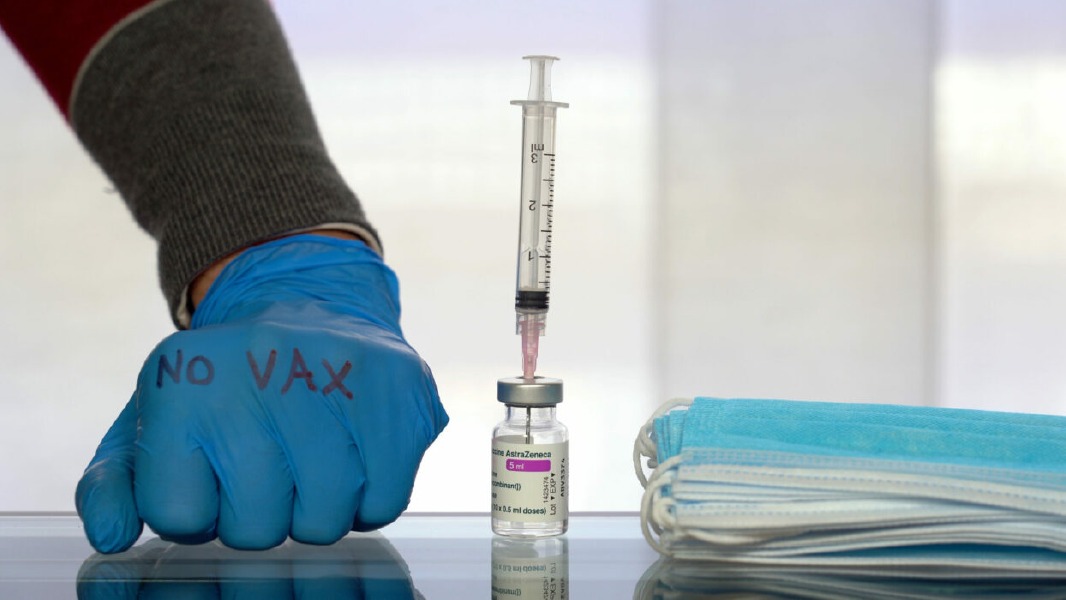 Crema News - Due medici no vax sospesi