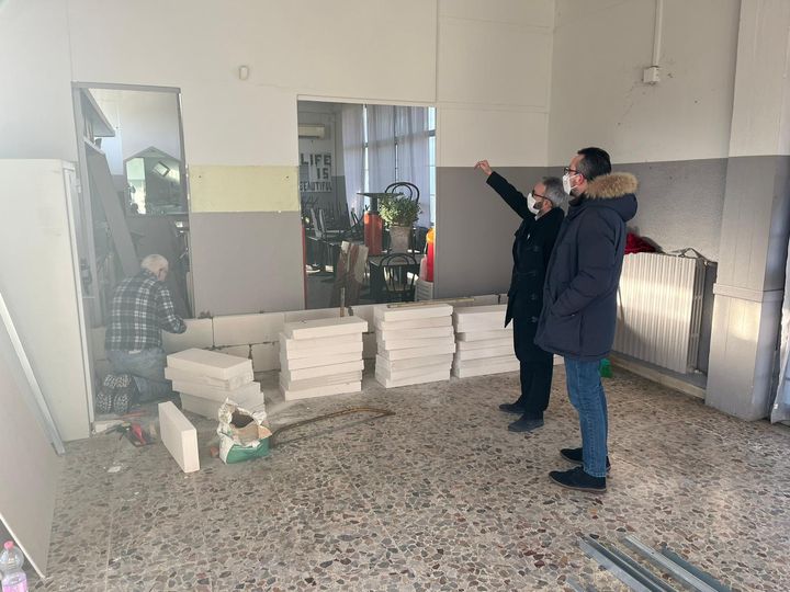 Crema News - Lavori per riaprire la sala d'aspetto
