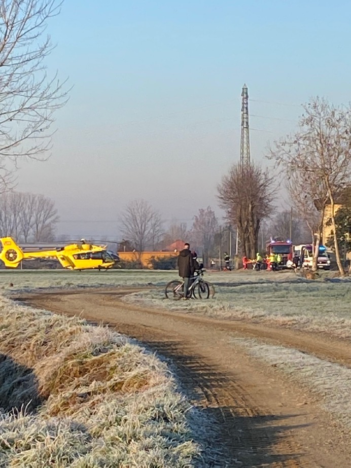 Crema News - Infortunio in cascina, arriva l'elisoccorso