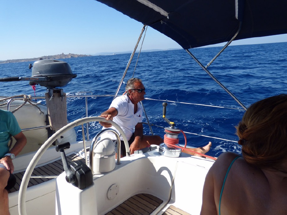 Crema News - Frau in barca al Rotary