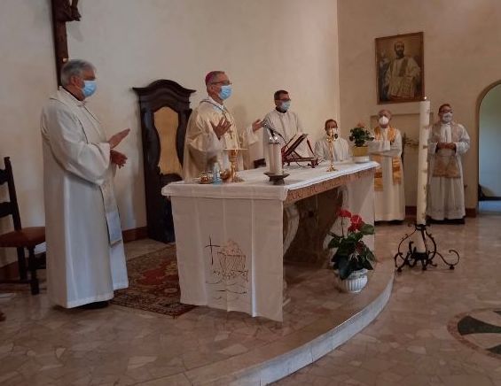 Crema News - Il vescovo in azienda