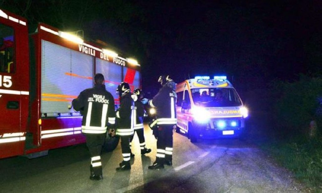 Crema News - Melotta, auto contro un albero, ragazzo ferito