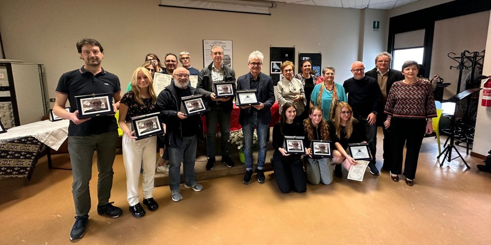 Crema News - Una foto per don Agostino