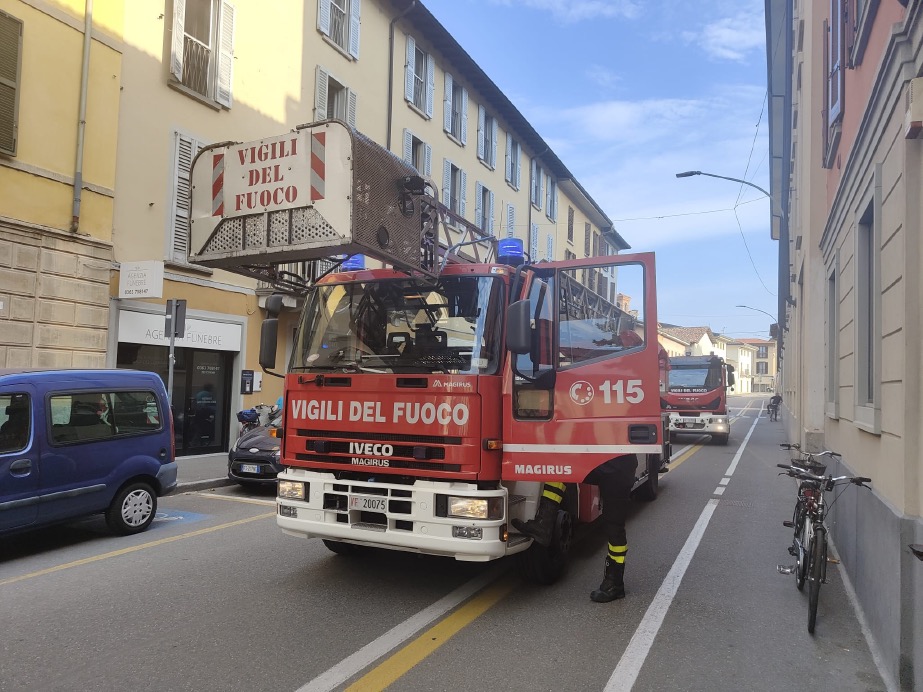 Crema News - Cade, arrivano i pompieri