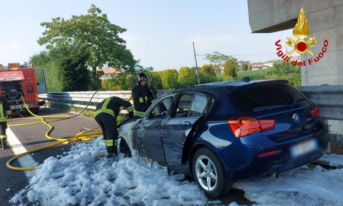 Crema News - Dovera - Auto a fuoco