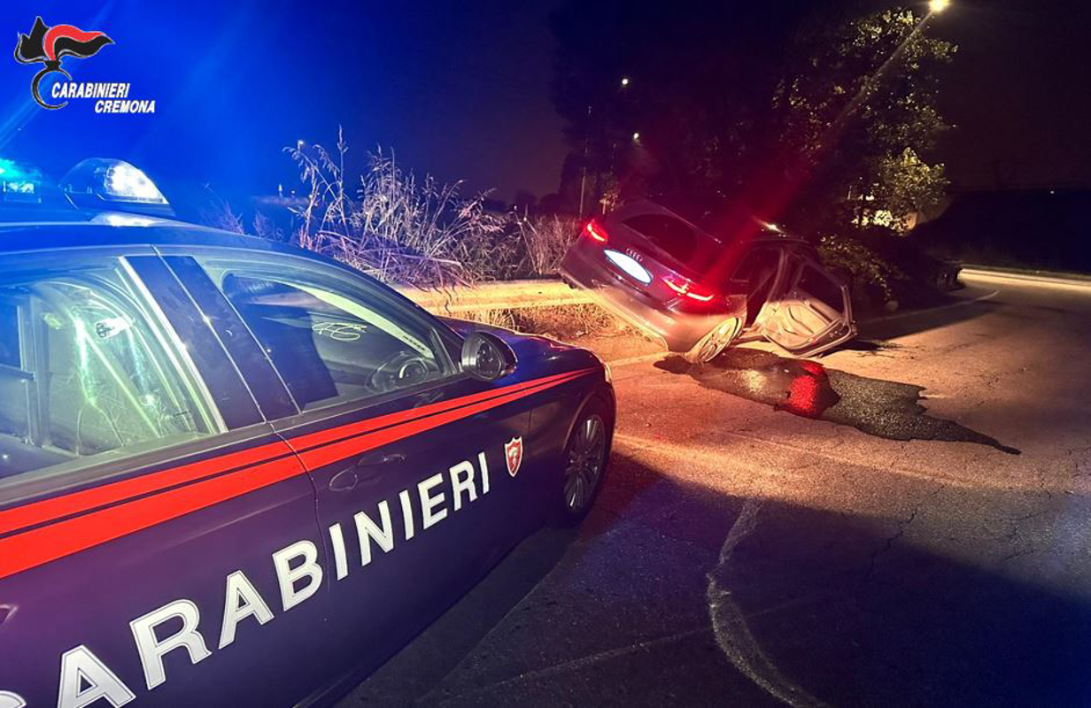 Crema News - Crema - Auto contro guardrail
