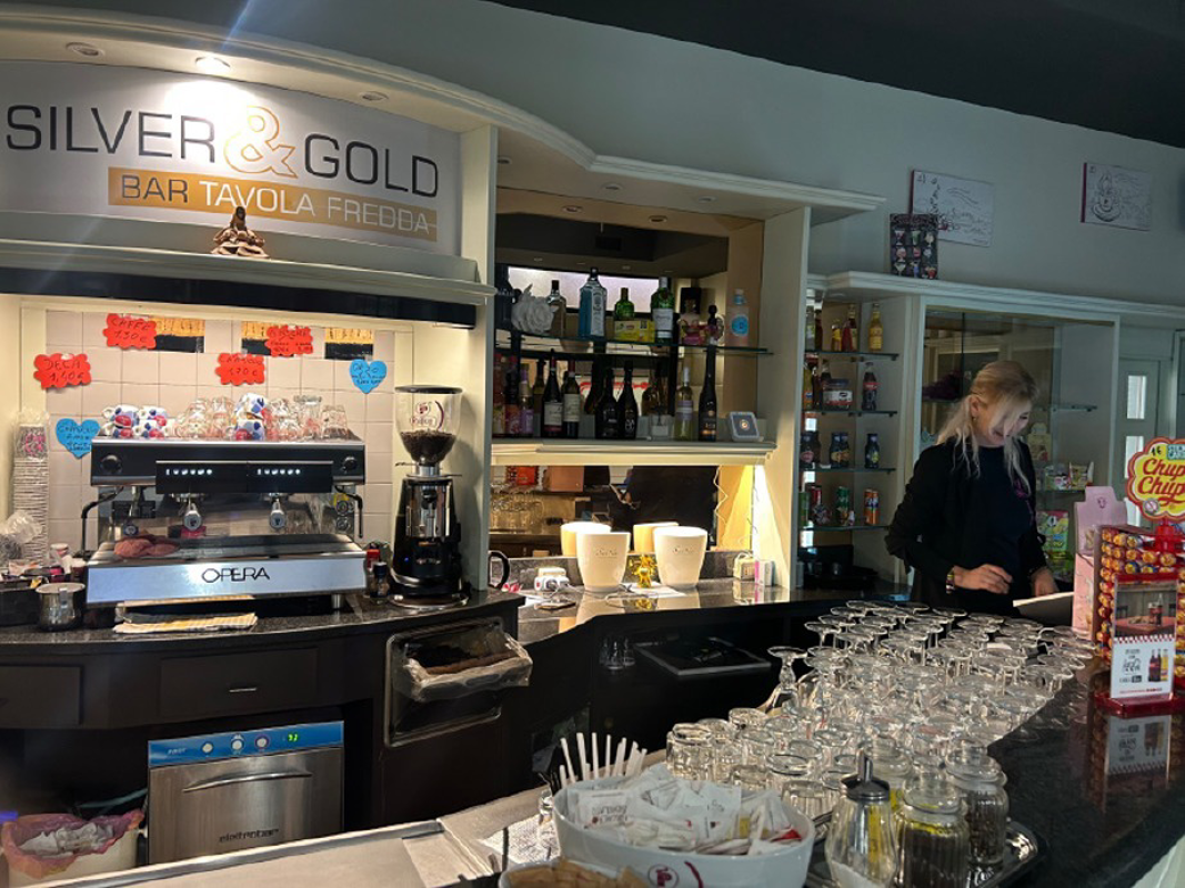 Crema - Animazione al bar Silver & gold