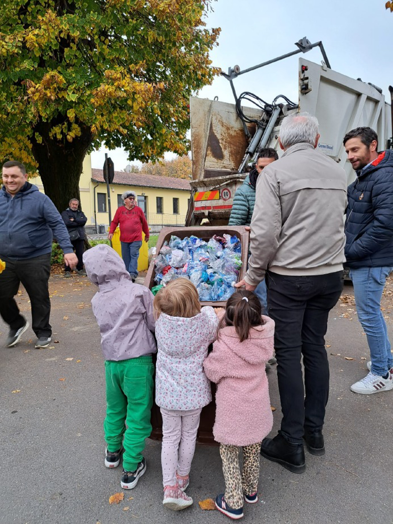 Izano - Plastica? Si recupera