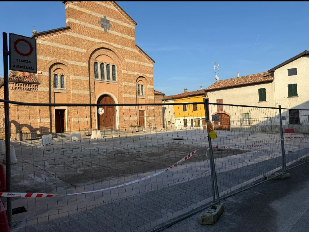 Capralba - Lavori al sagrato