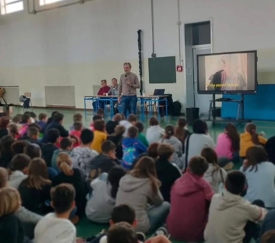 Bagnolo - Ema pesciolino rosso