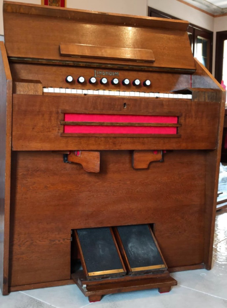 Crema - Harmionium in regalo al Duomo