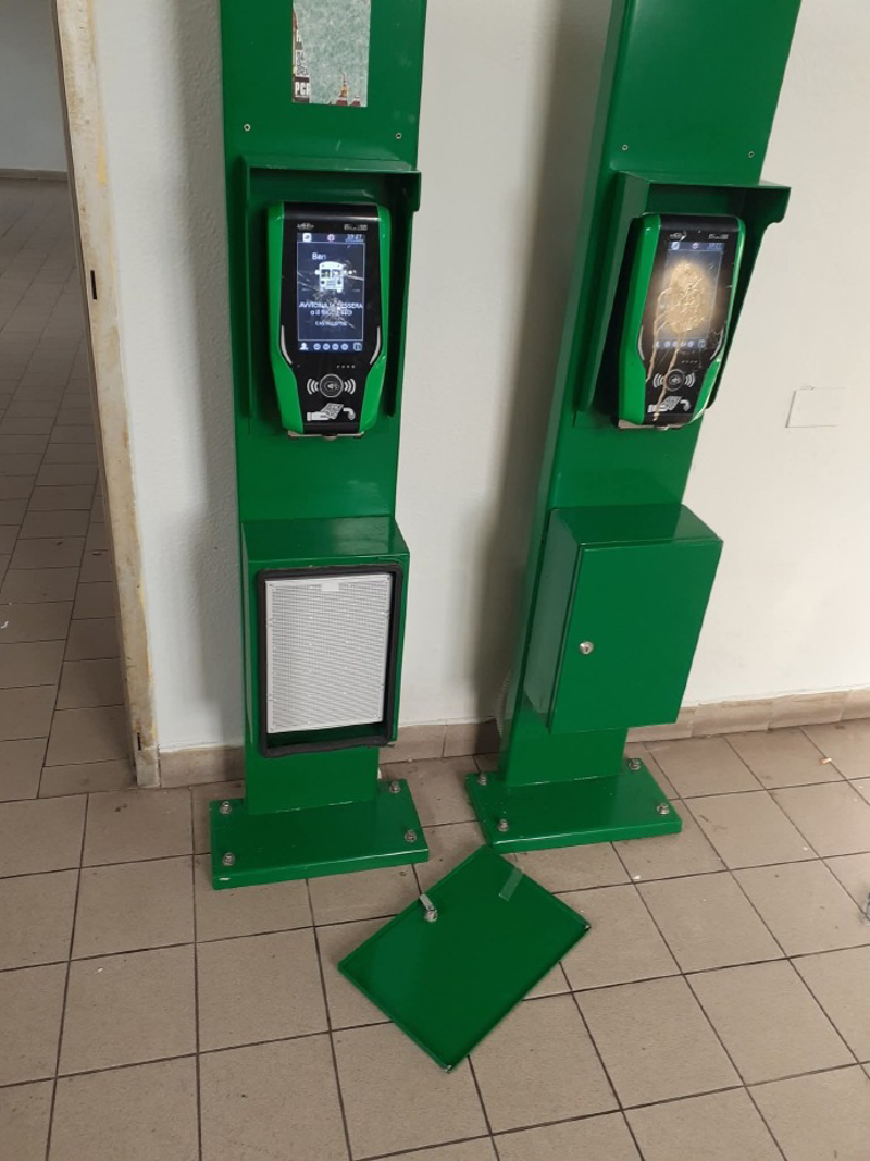 Castelleone - Danneggiamo