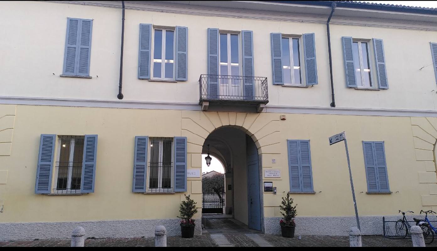 Castelleone — Più libri per la biblioteca 