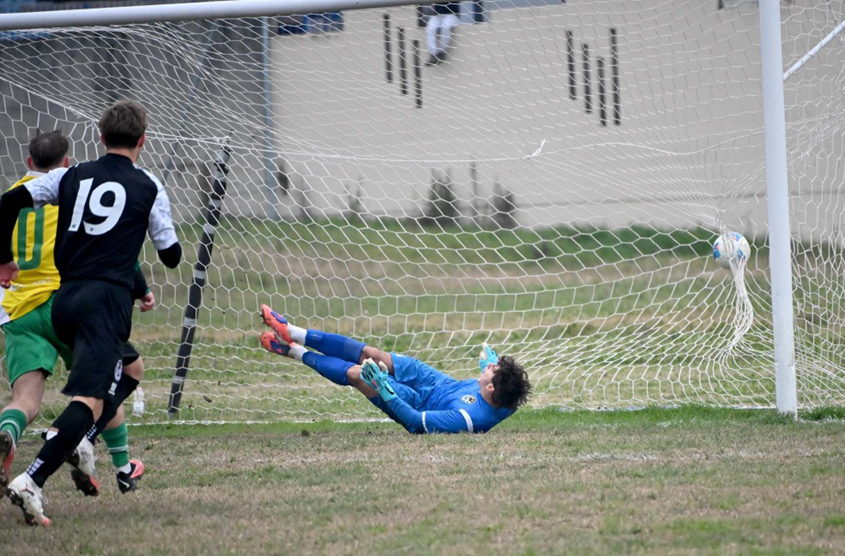 Calcio - Quattro volte pari