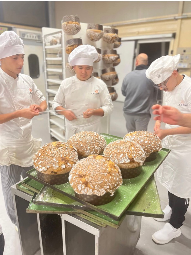 Crema - PanettonI per beneficenza