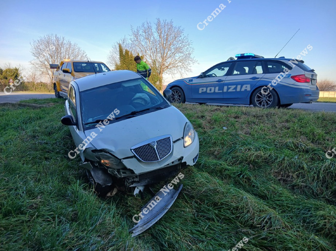 Rivolta d'Adda - Donna fuori strada