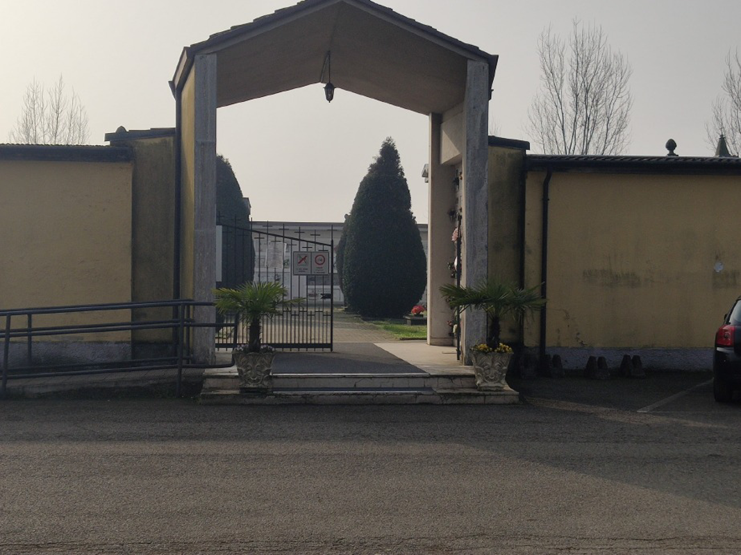 Cremosano - Niente servizi igienici 