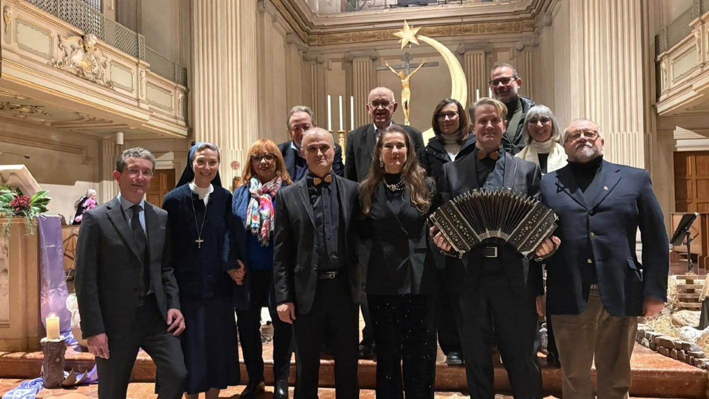 Rivolta - Auguri in musica