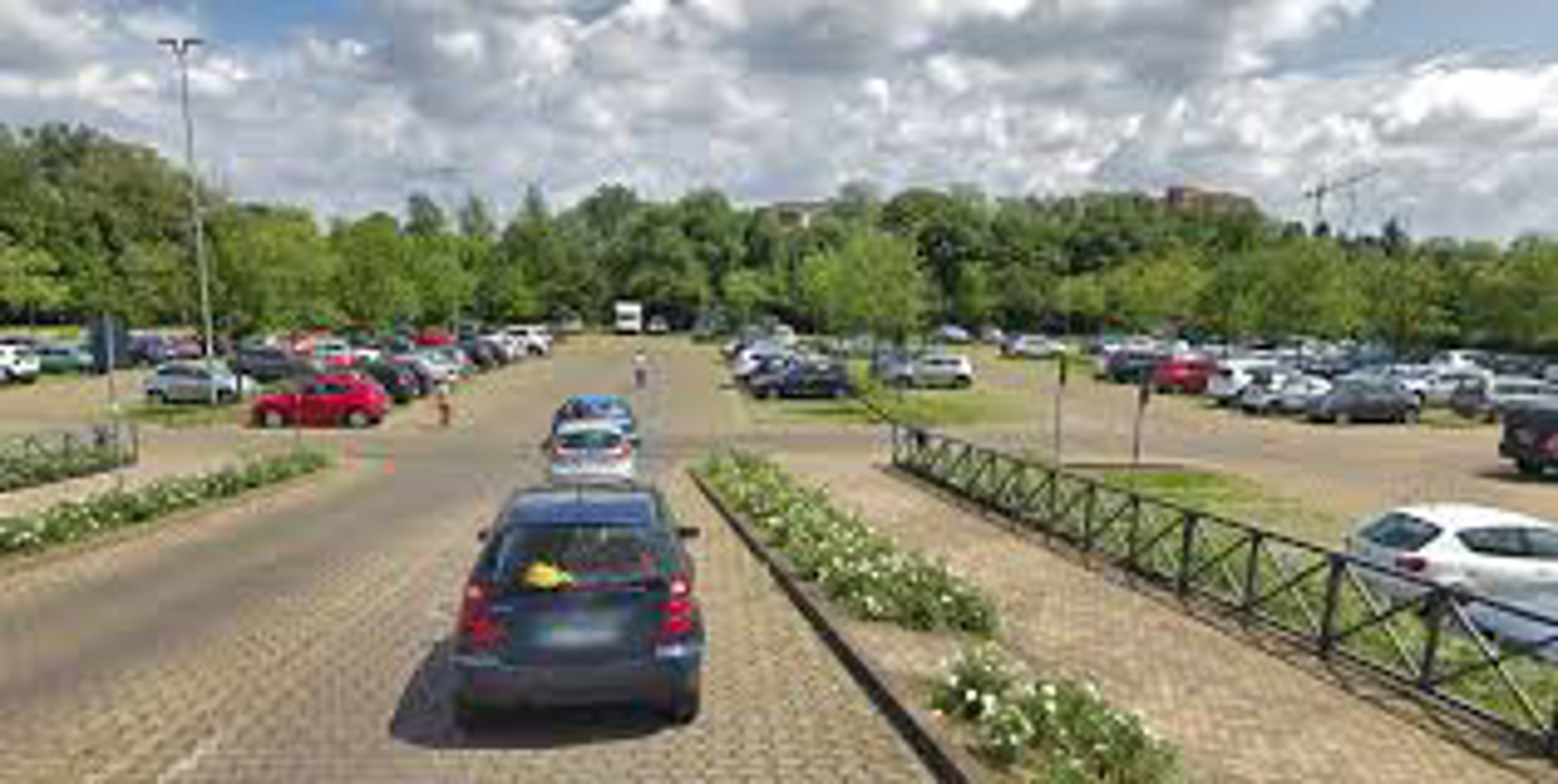 Crema - La buca, difficile uscire