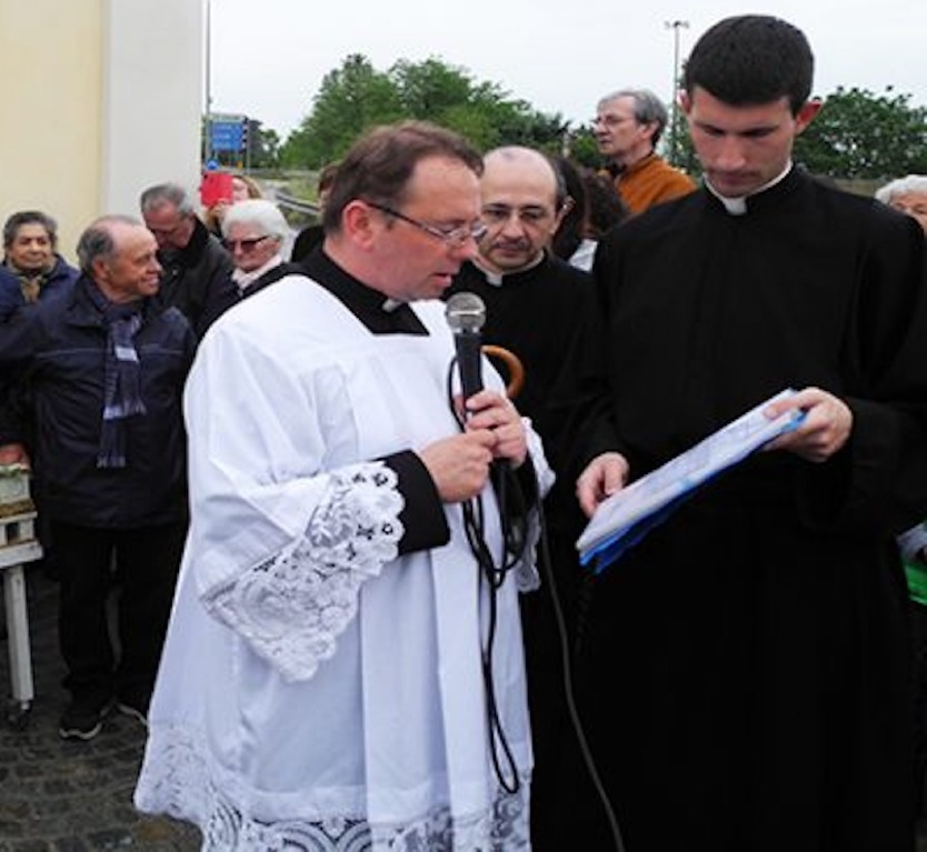 Crema News - Capergnanica - Vince l'ex parroco