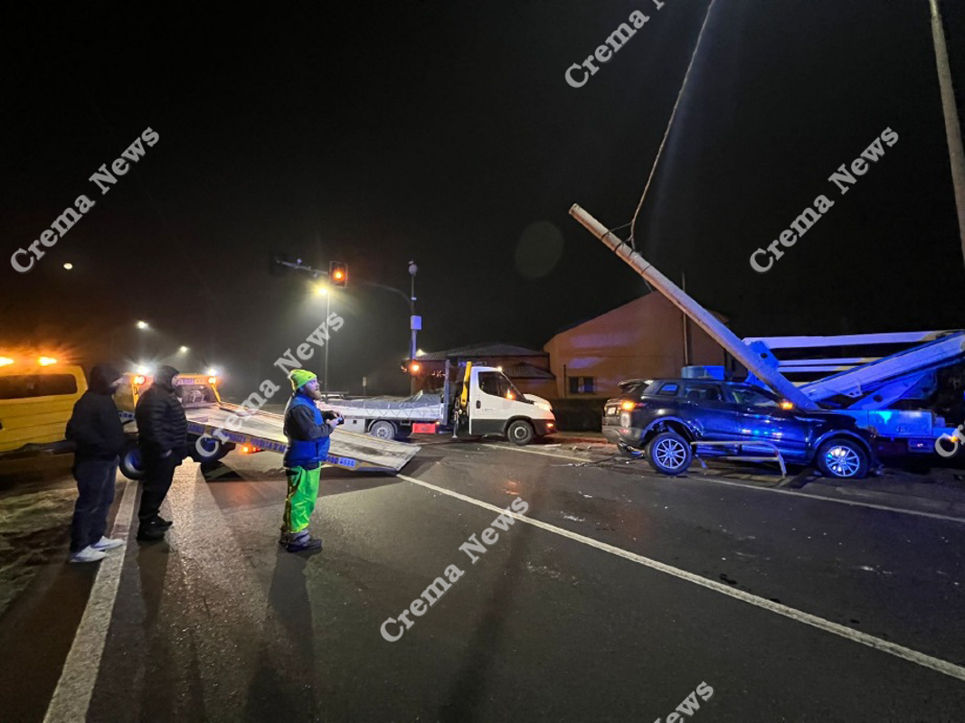 Dal territorio - Prende un palo di cemento