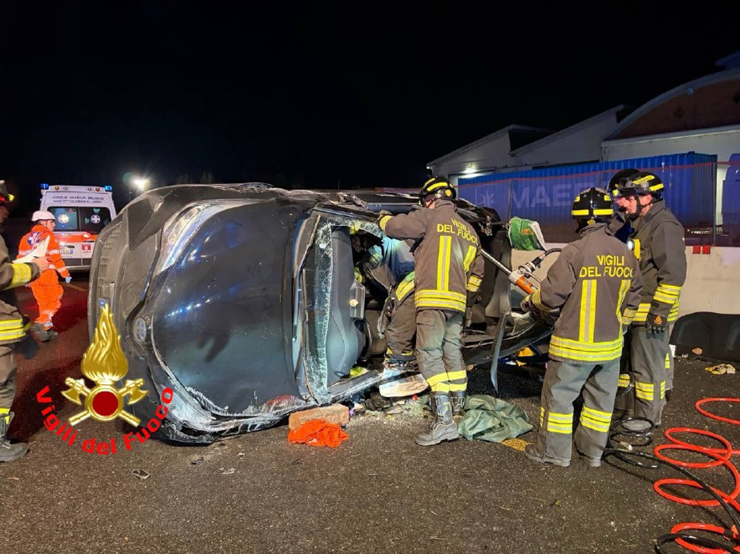 Dal territorio - Intrappolato per due ore nell’auto