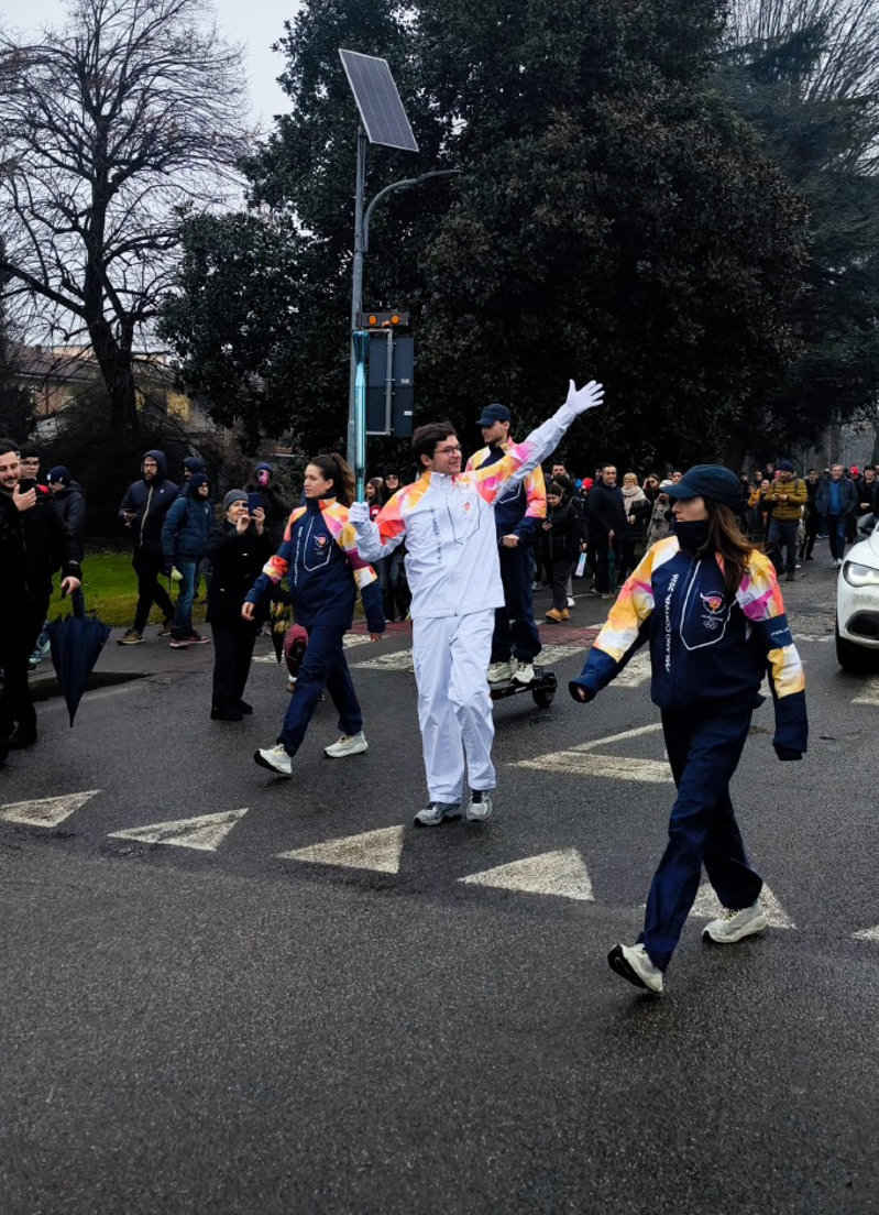 Dal territorio - La fiaccola attraversa Lodi