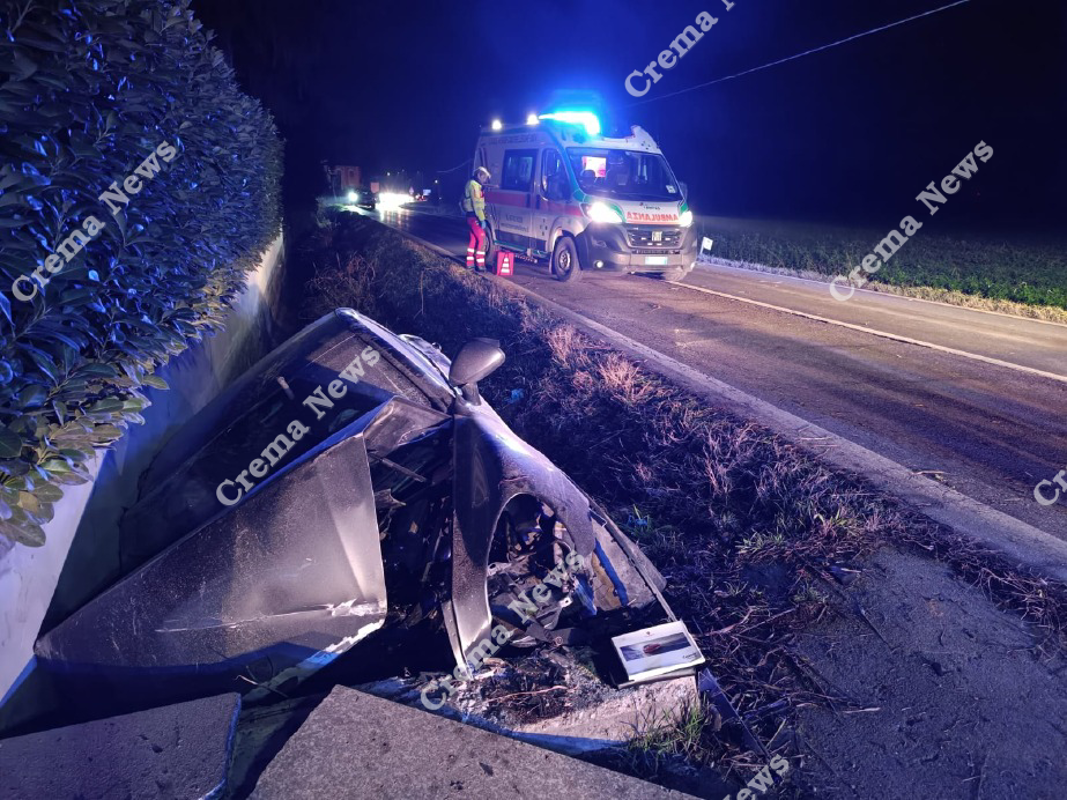 Montodine - Porsche distrutta