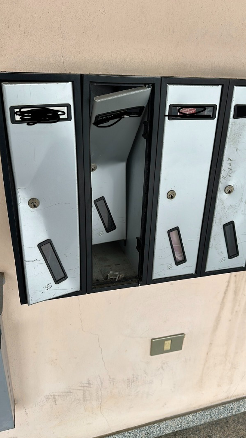 Crema - Vandali in via D'Andrea