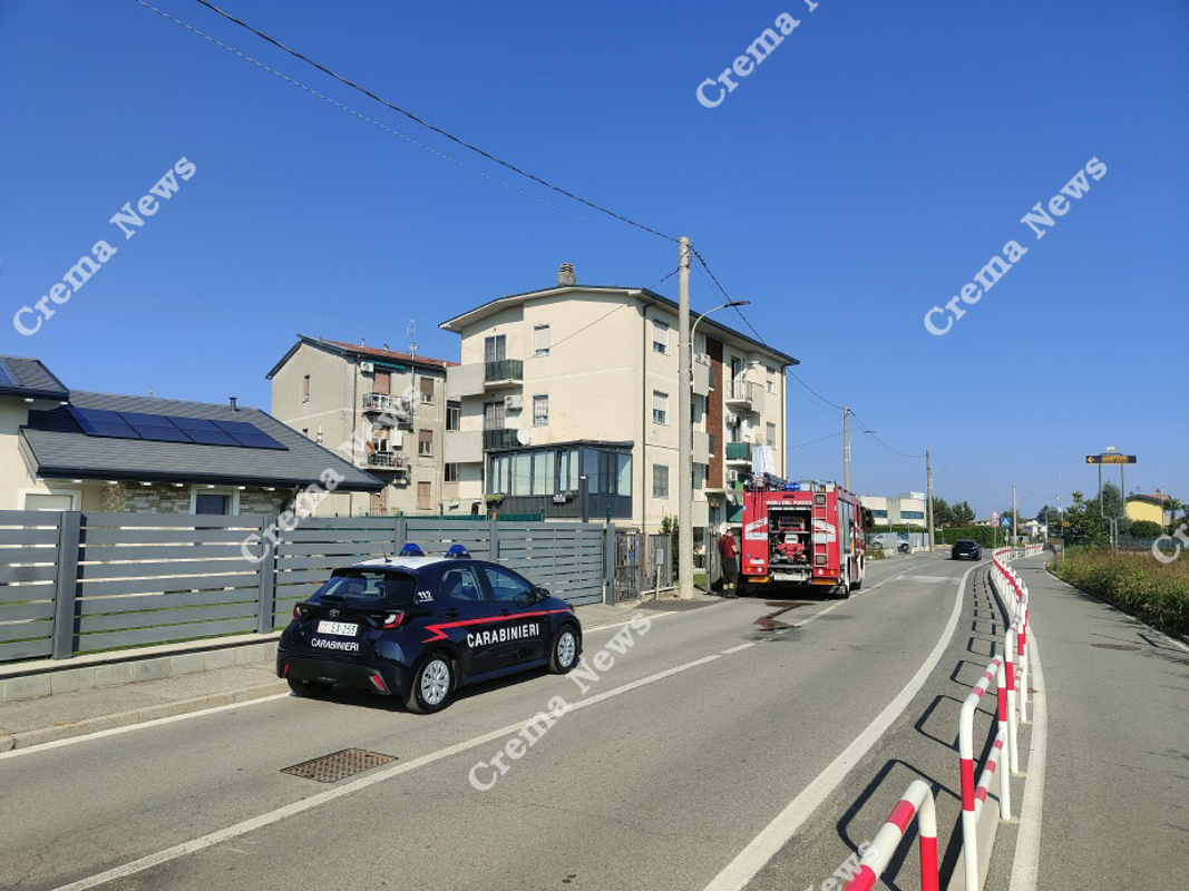 Vailate - Incendio alle ex case di Baffi