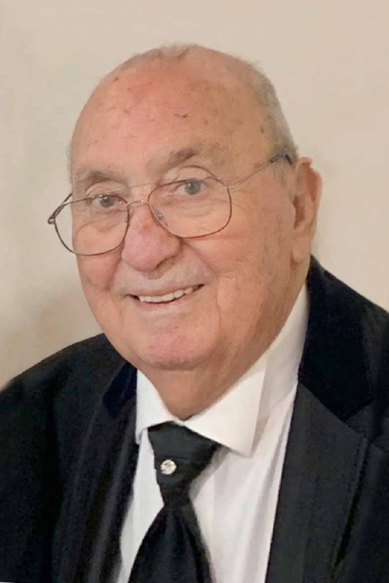 Necrologio di Dottor Rosario Crispino
di anni 92 - Crema News: i necrologi del giorno