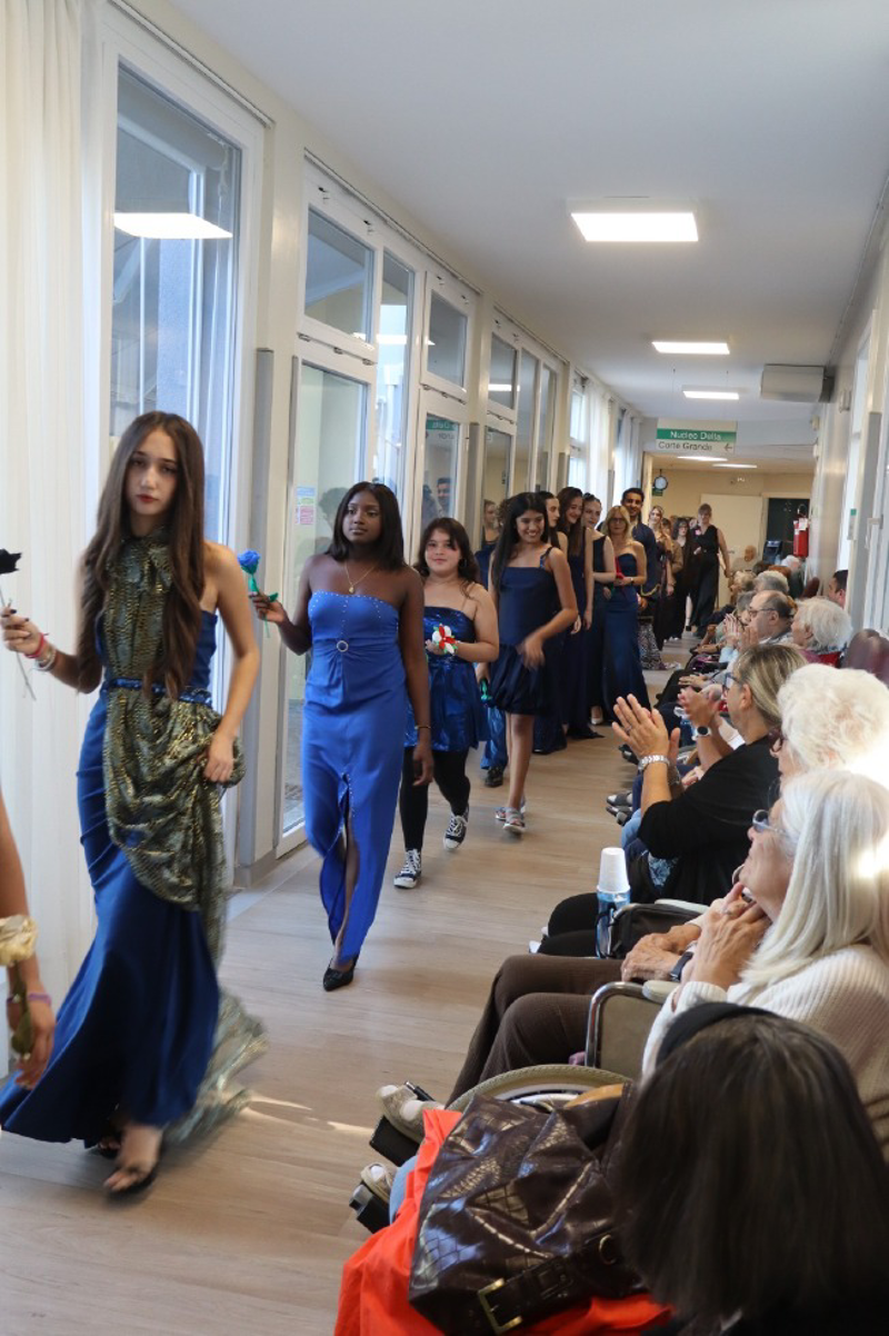 Pandino - Sfilata di moda alla Rsa 