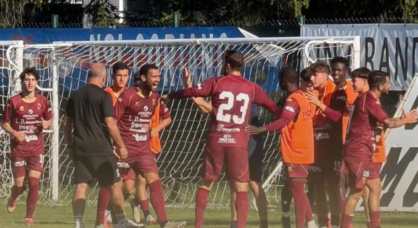 Calcio - Crema, quattro squilli