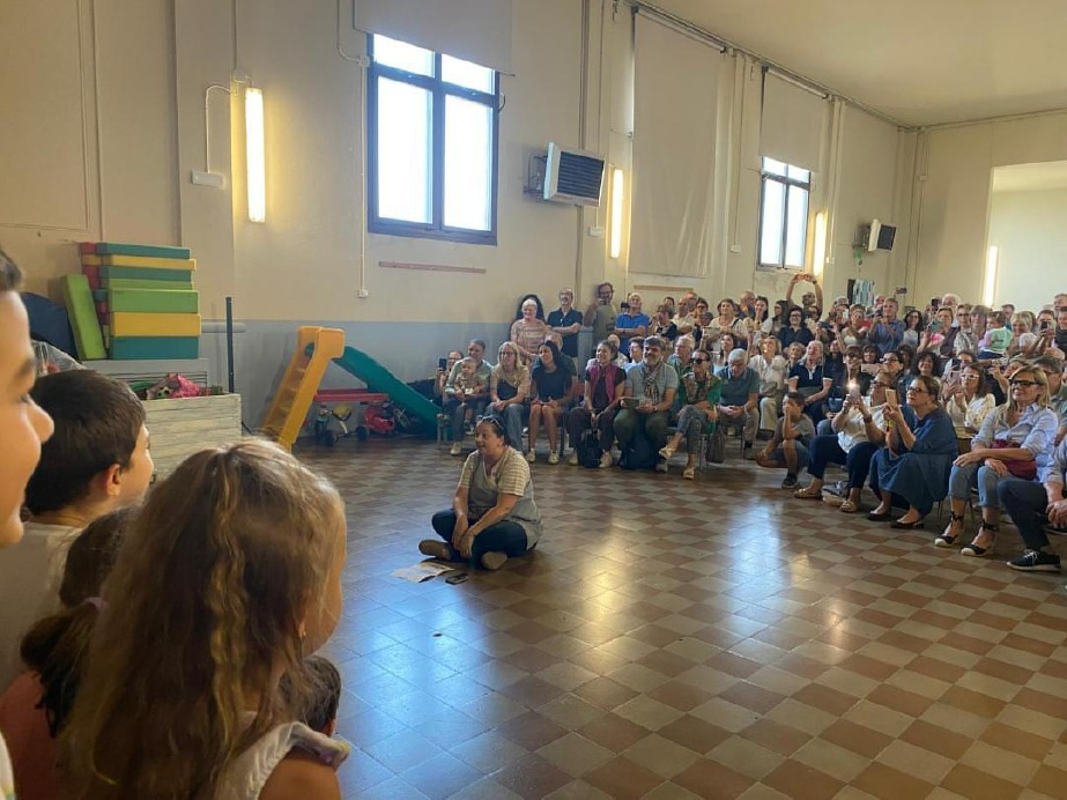 Castelleone - Festa dei nonni alla scuola Canossa 