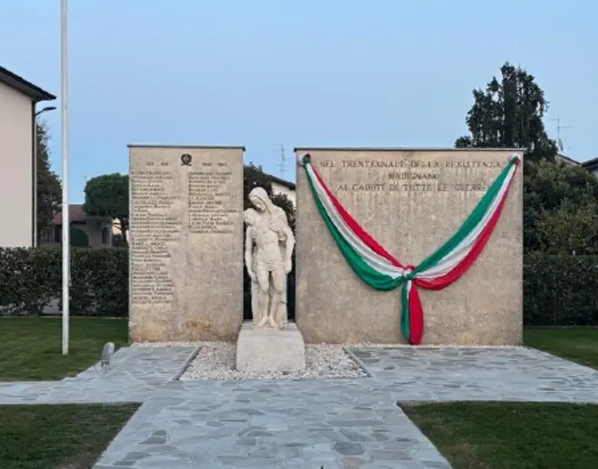 Madignano - Monumento ai Caduti rimesso a nuovo