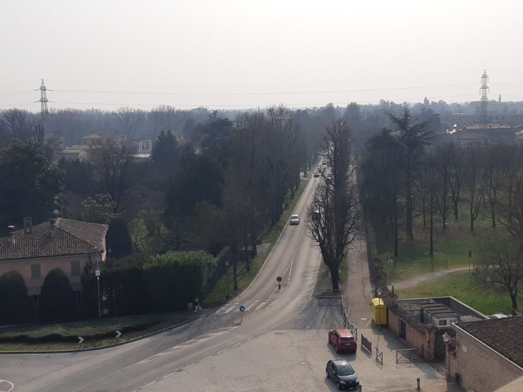 Crema - Asfalto sul viale Santa Maria
