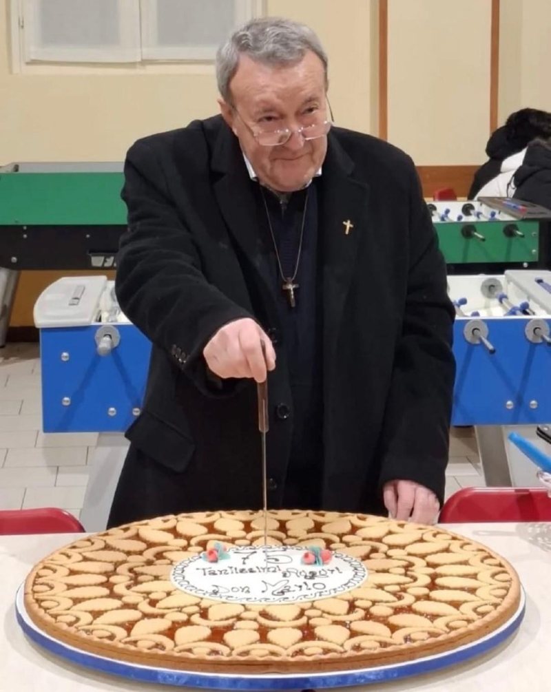 Bagnolo Cremasco - Auguri, don Mario