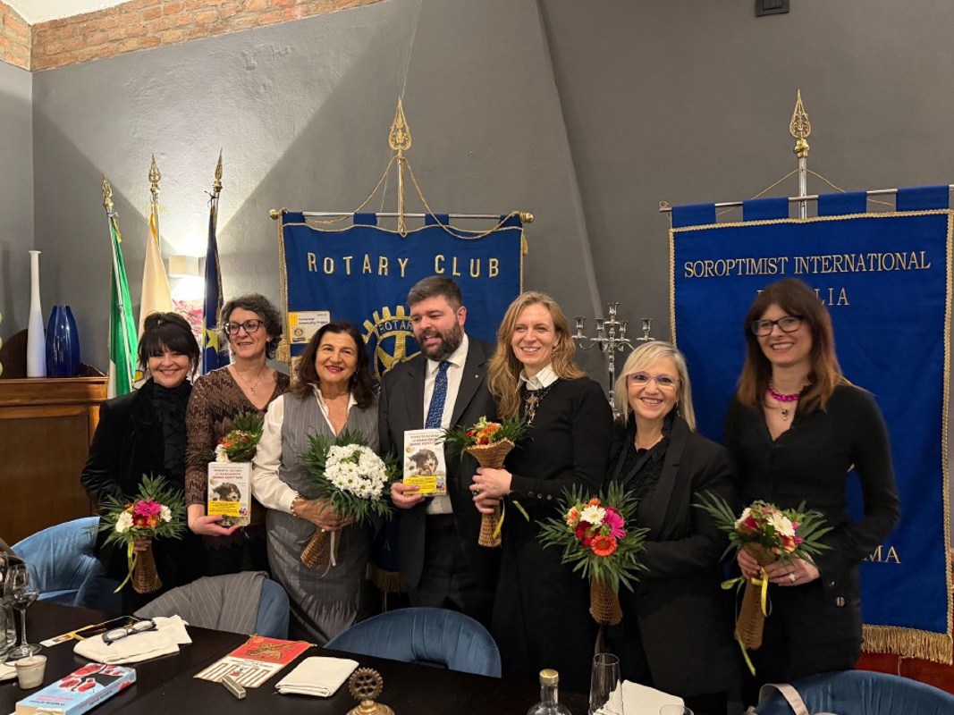 Crema - Serata in rosa