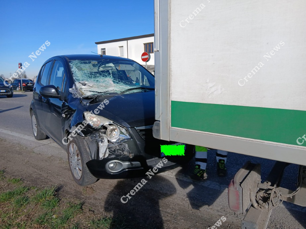 Dal territorio - Rivoltana, tamponamento per tre