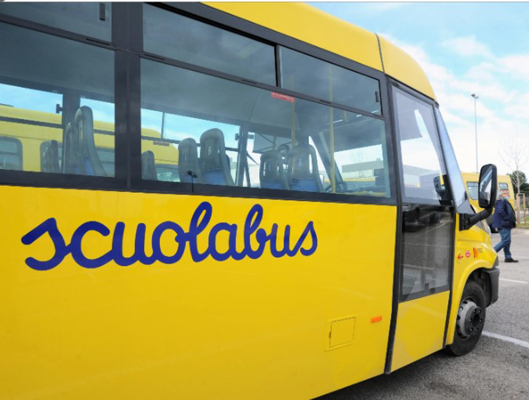 Sergnano - Vendo lo scuolabus