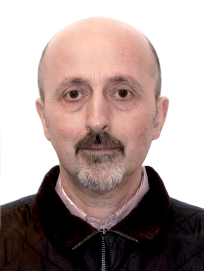 Necrologio di Valerio (Pandorino) Assesselli
di anni 58 - Crema News: i necrologi del giorno