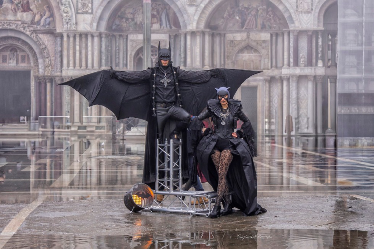 Venezia - Batman e Catwoman abitano. Soncino