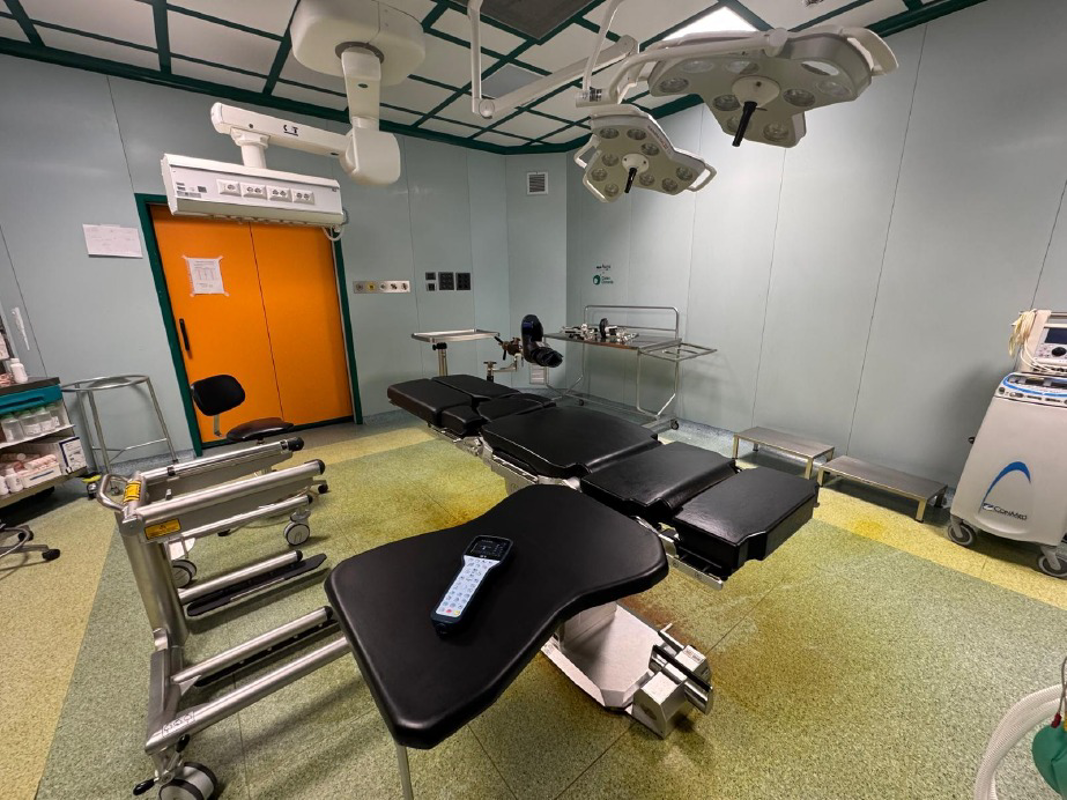 Crema - Nuovo tavolo operatorio