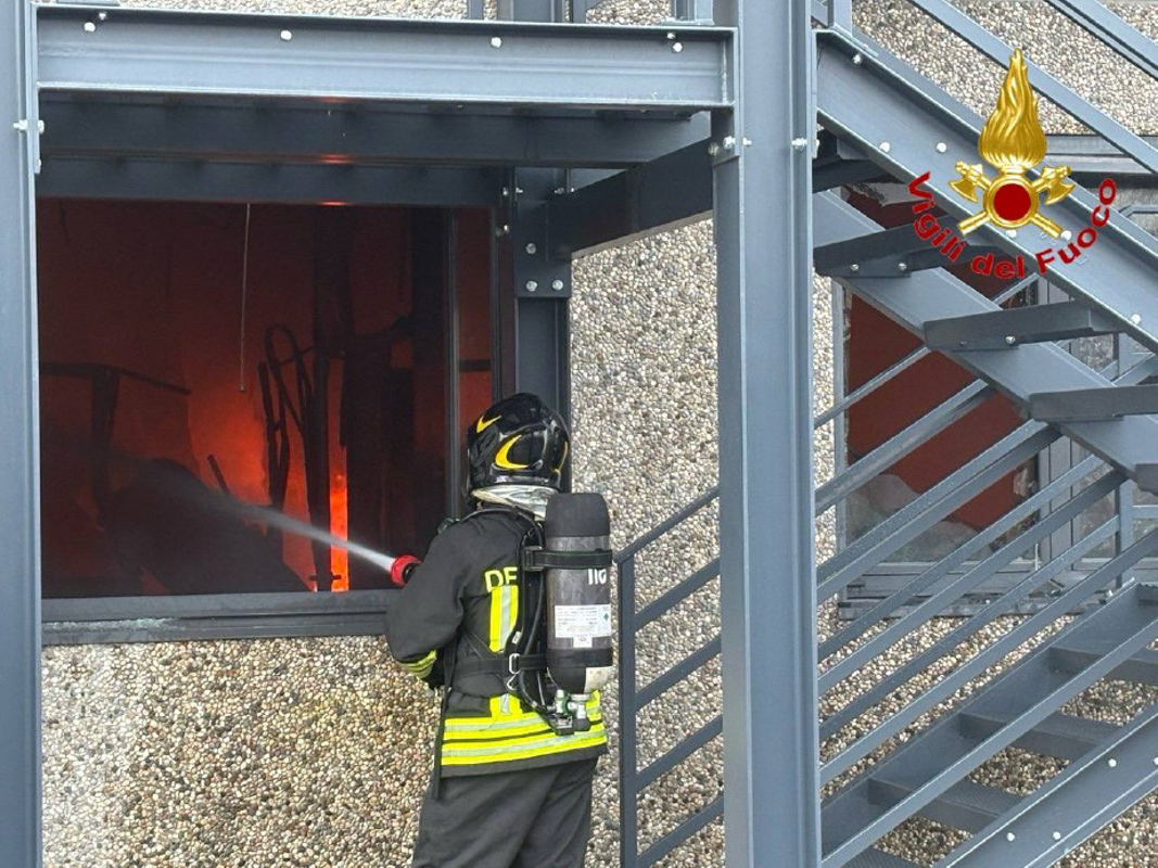 Dal territorio - Incendiato un capannone