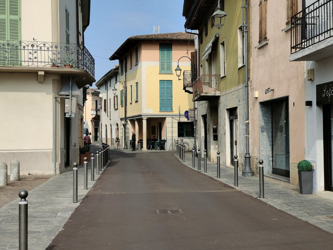 Vailate - Sampietrini in via Caimi, ancora