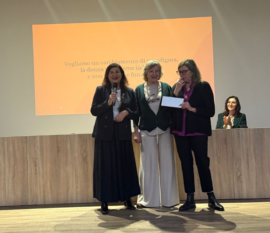 Crema - Donne e denaro