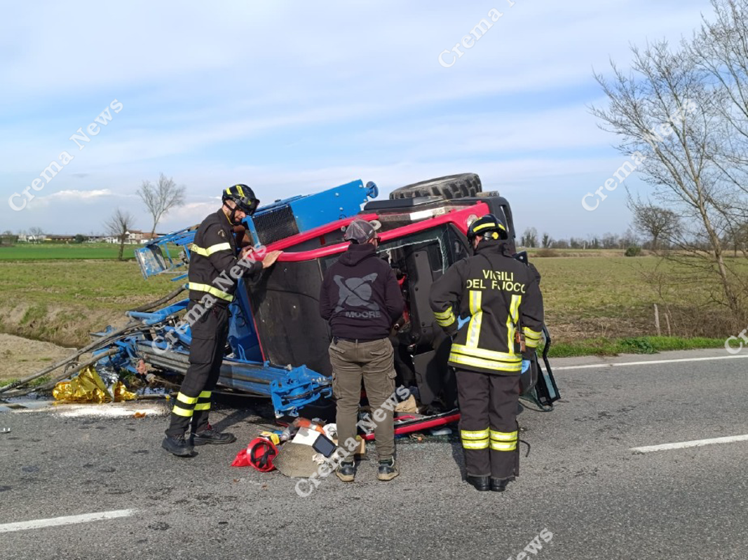 Castelleone - Mezzo speciale fuori strada