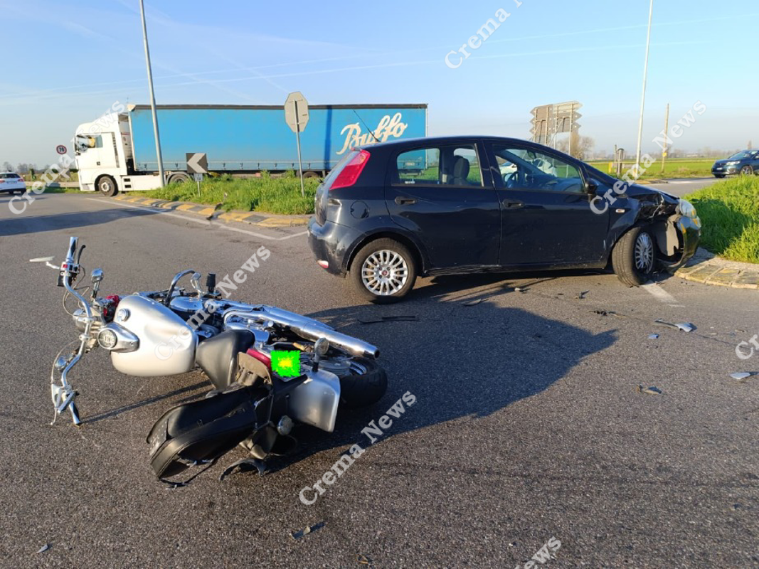 Pandino - Motociclista ferito