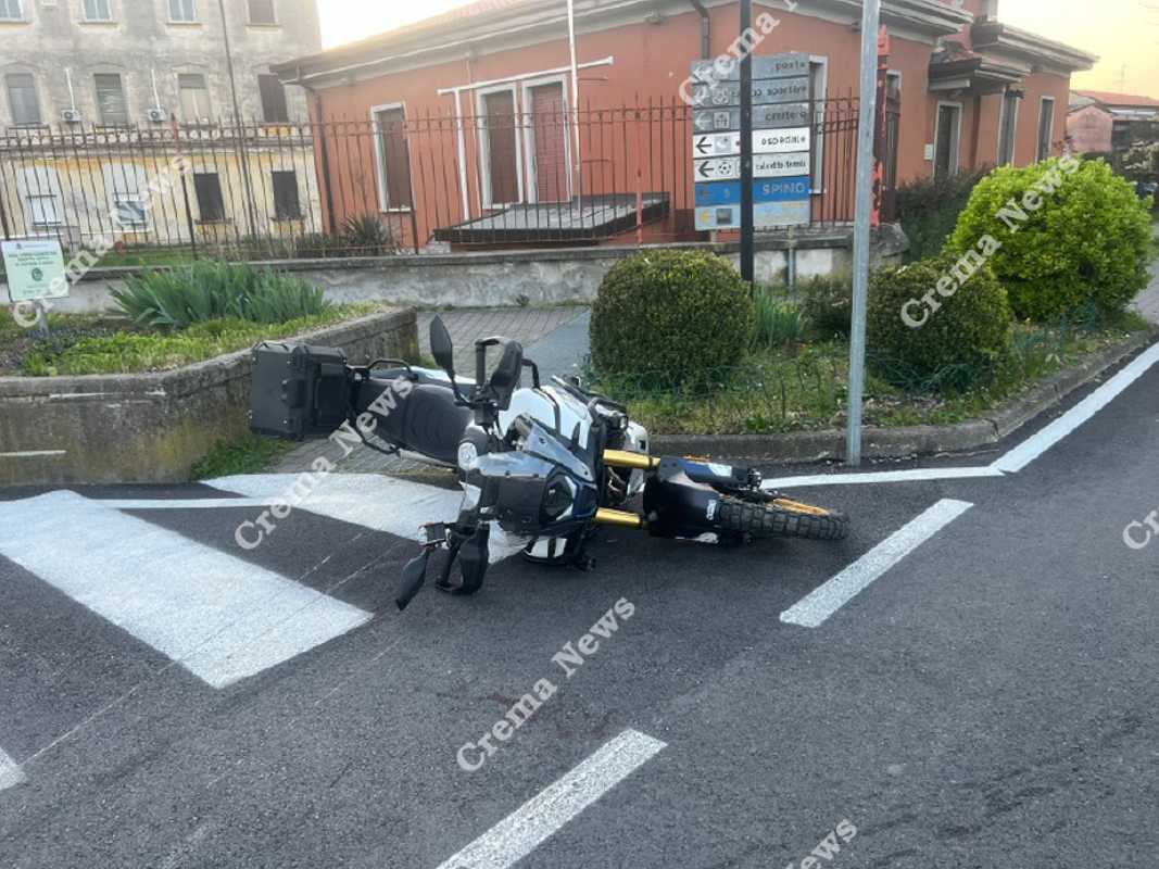 Rivolta d'Adda - Motociclista in ospedale 